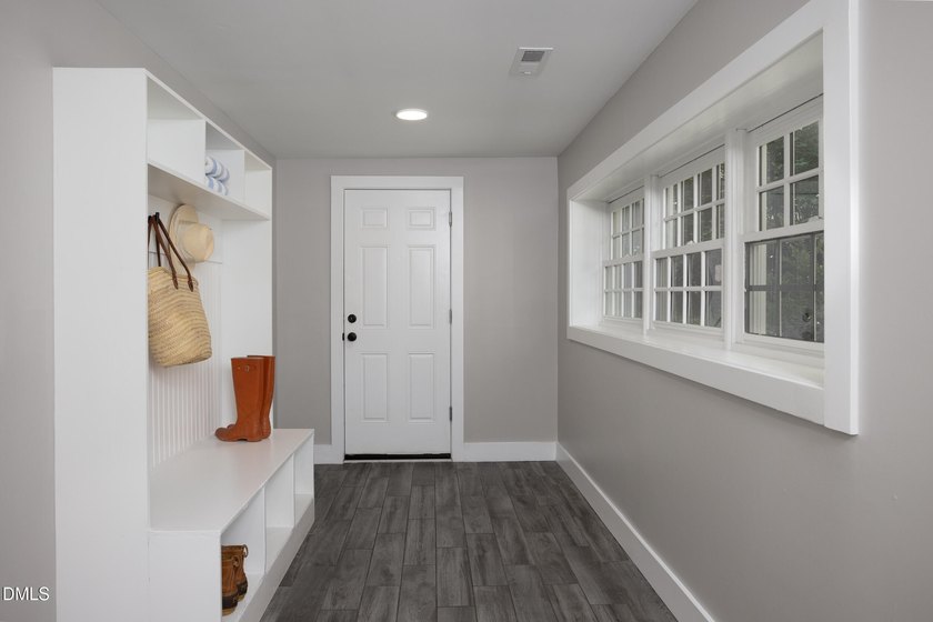 60 Kimberly is a beautiful luxury home in Hope Valley that - photo 46