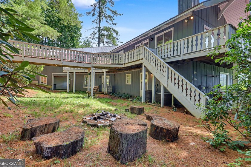 Stunning Mountain Retreat with Panoramic Views &amp; Spacious - photo 2