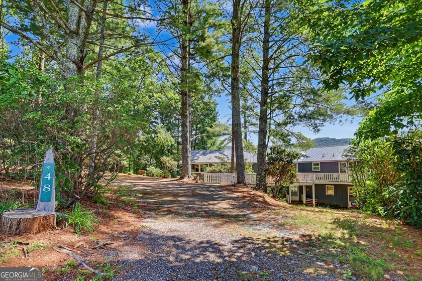 Stunning Mountain Retreat with Panoramic Views &amp; Spacious - photo 4