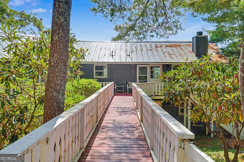 Stunning Mountain Retreat with Panoramic Views &amp; Spacious - photo 6
