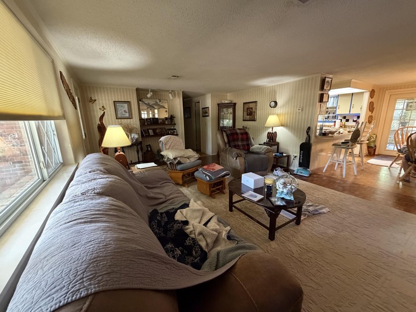 Downtown Destin opportunity on a rare 0.35-acre lot with a - photo 7