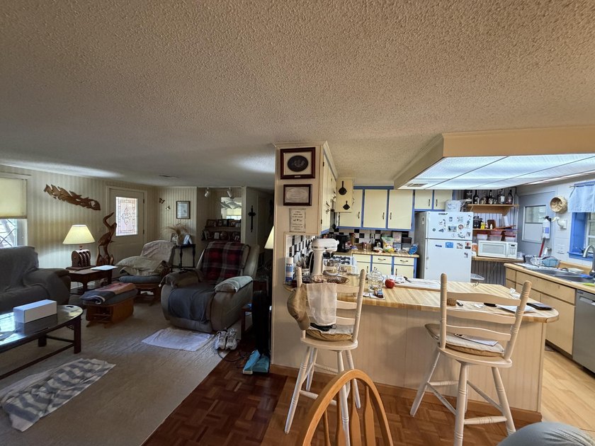 Downtown Destin opportunity on a rare 0.35-acre lot with a - photo 8