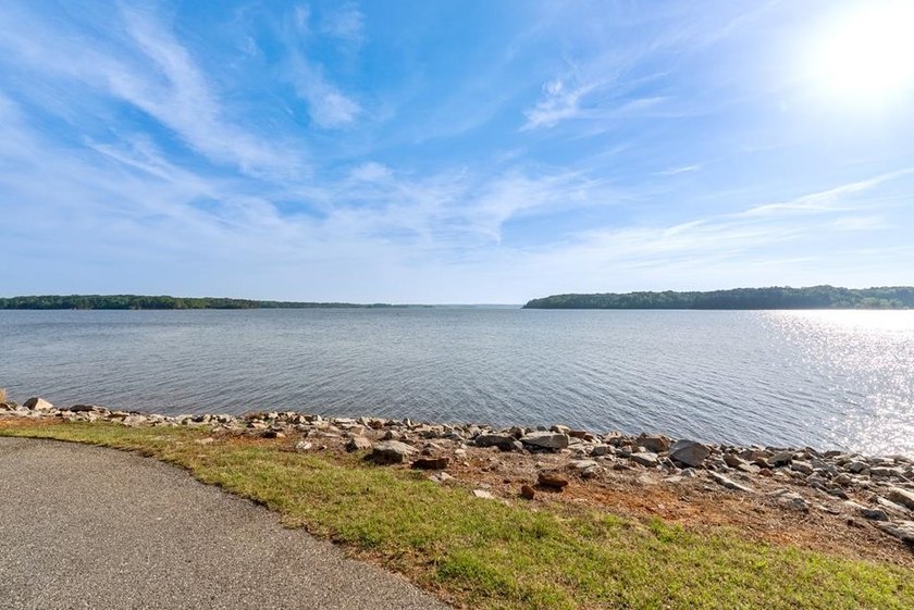 Looking for quiet seclusion near Kerr Lake? This 21 acre wooded - photo 11