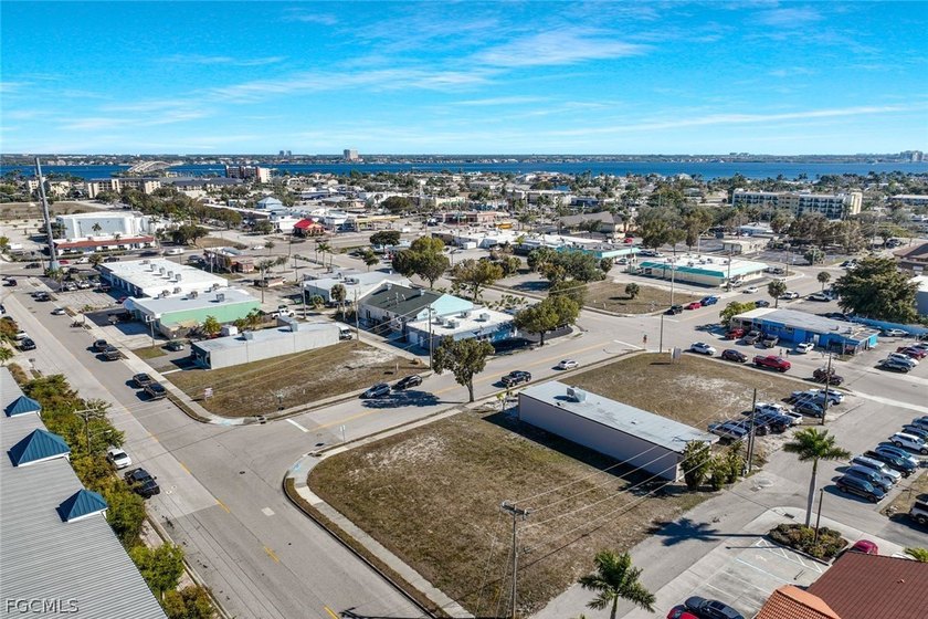 High-Exposure Downtown Cape Coral Investment Opportunity! - photo 6