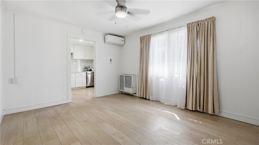 LIVE IN ONE, RENT THE OTHER!! 2 Homes + Large LOT + INCOME - photo 5
