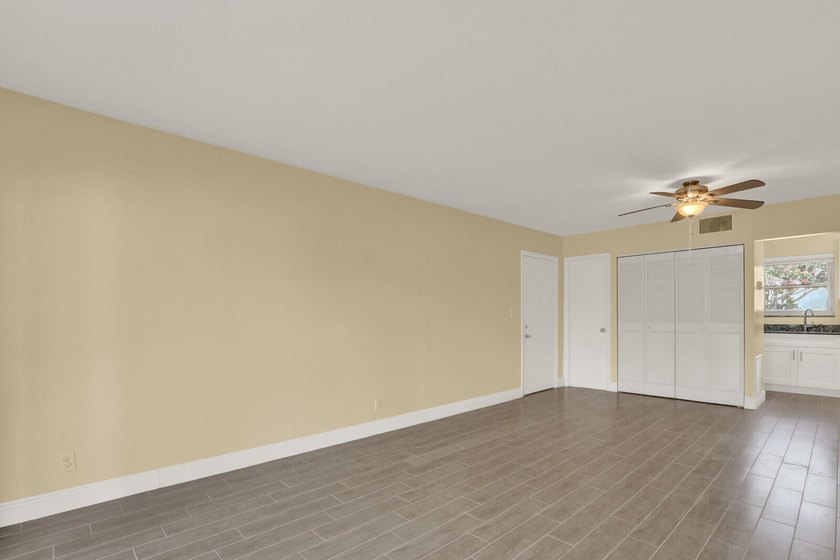 Welcome to this very nice one-bedroom, one-and-a-half-bath - photo 12