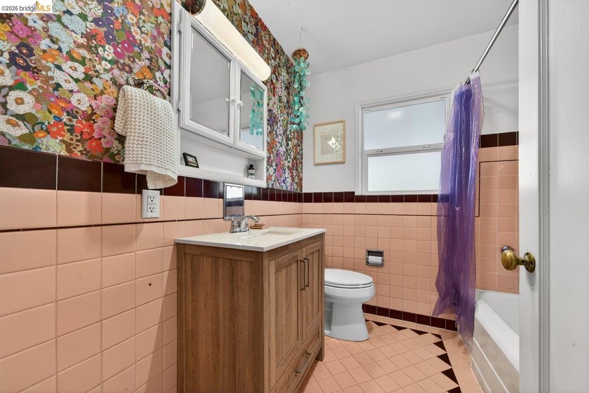 Imagine a home where comfort, warmth, and charm embrace you - photo 19