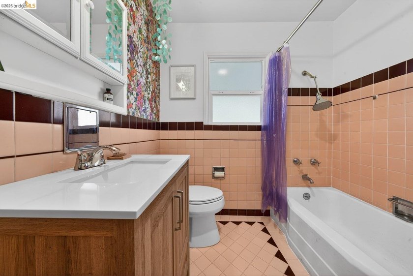 Imagine a home where comfort, warmth, and charm embrace you - photo 20