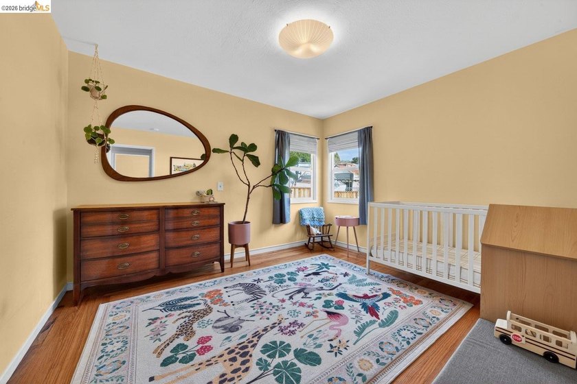 Imagine a home where comfort, warmth, and charm embrace you - photo 21
