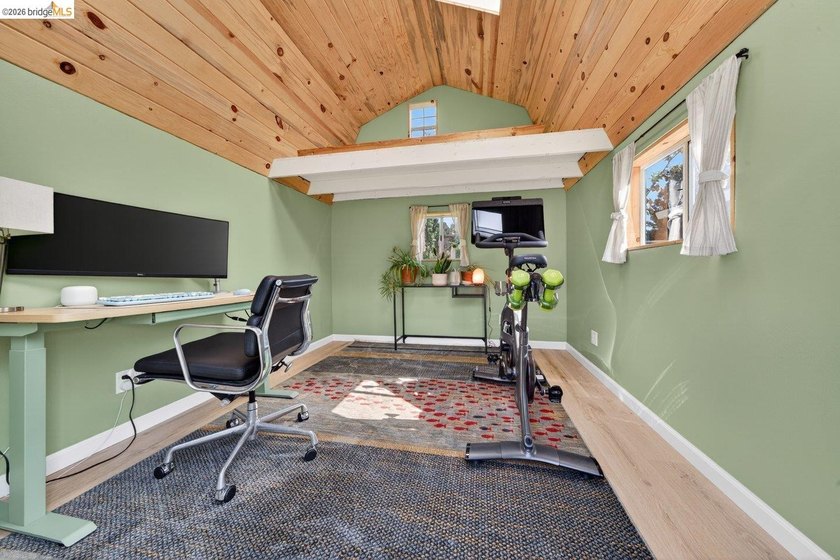Imagine a home where comfort, warmth, and charm embrace you - photo 37