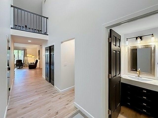 Immaculately maintained two-story end unit in demand Plymouth - photo 3