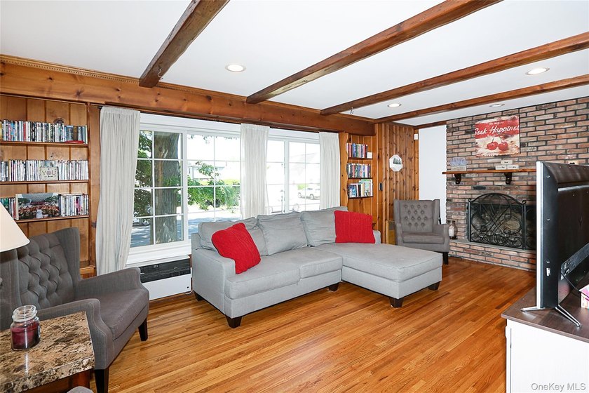 A rare opportunity to own a charming 4-bedroom, 2-bath home - photo 8