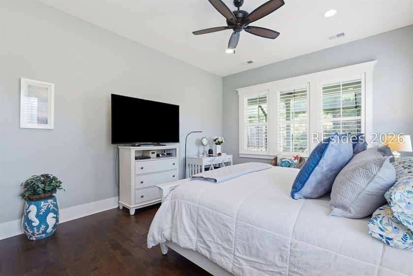 Custom-built by Shoreline Construction in 2018, this beautifully - photo 18