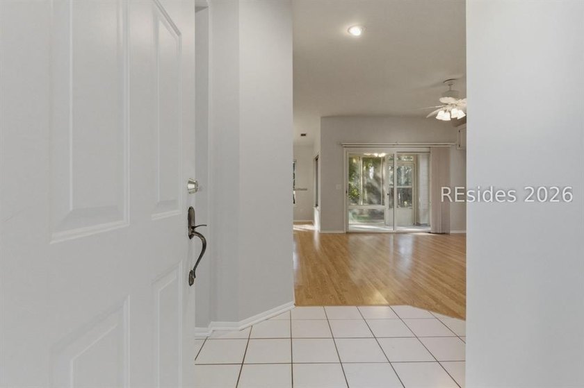 Enjoy low maintenance living in Sun City with this spacious - photo 3