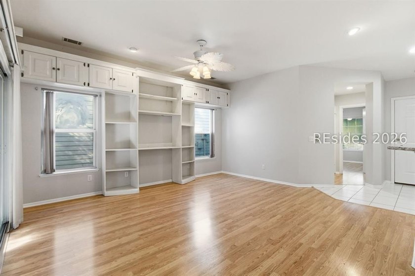 Enjoy low maintenance living in Sun City with this spacious - photo 5