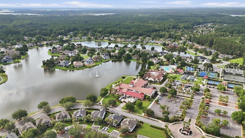 Custom-built by Shoreline Construction in 2018, this beautifully - photo 43