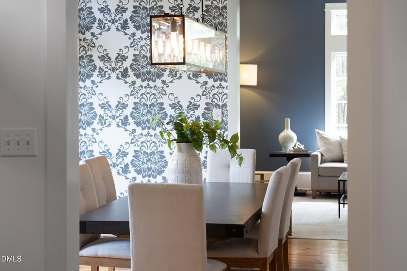 Exquisite Hope Valley residence gracefully set on a beautifully - photo 12