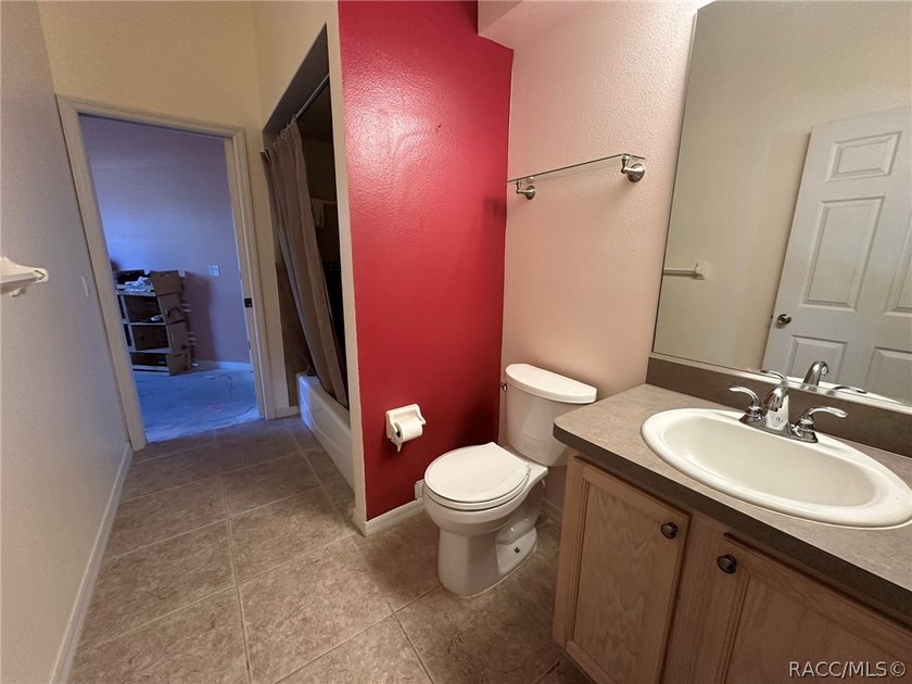 Florida Living at its best! As you enter this 3 bedroom 2 bath - photo 15