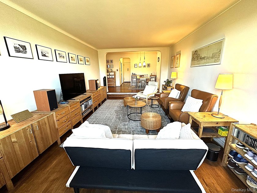 Forest Hills South * 1350 SF *Rare 3BR/2BATH* Ultimate Blank - photo 10