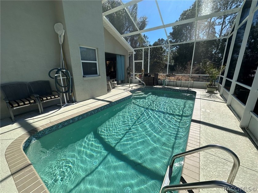 Florida Living at its best! As you enter this 3 bedroom 2 bath - photo 31