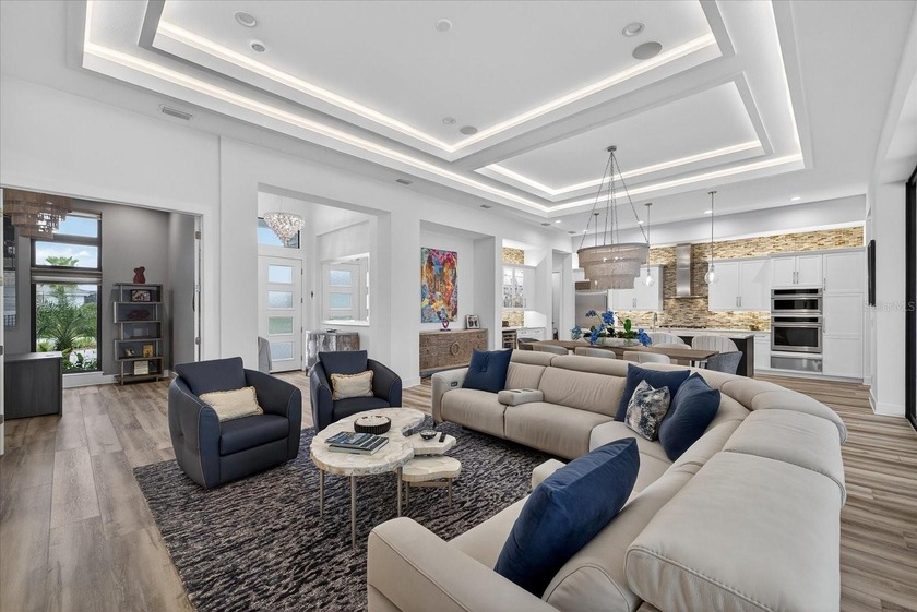 Considering building a custom home or working with a luxury - photo 13