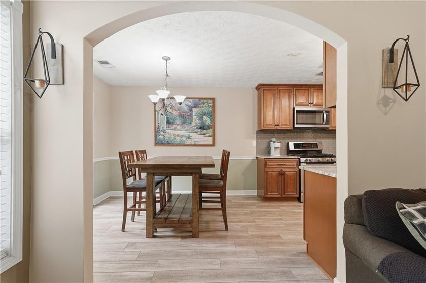 Rare opportunity to own a charming 3-bedroom, 2-bath ranch on 2 - photo 15