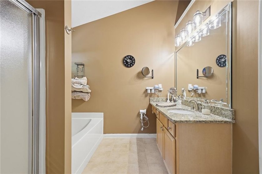 Rare opportunity to own a charming 3-bedroom, 2-bath ranch on 2 - photo 21