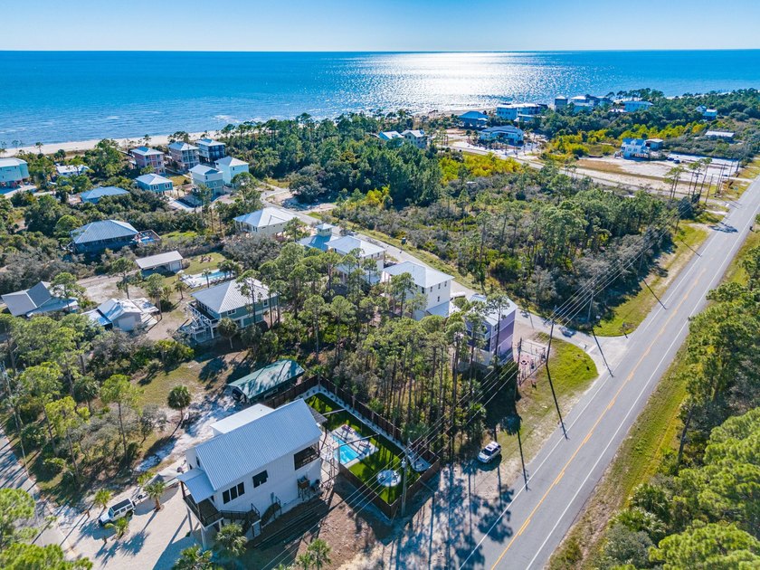Discover the perfect canvas for your coastal dream home in - photo 2