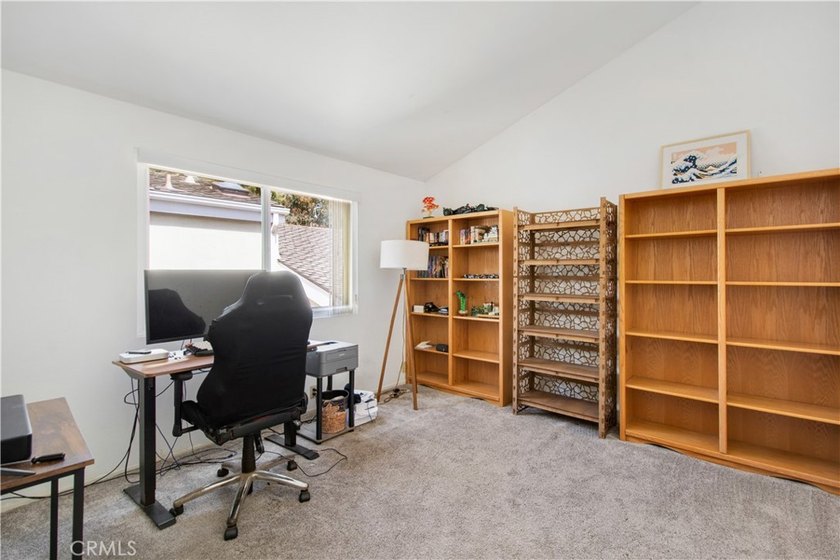 CONTACT LISTING AGENT DIANA! **HIGHLY DESIRABLE *BEACHWALK* - photo 32