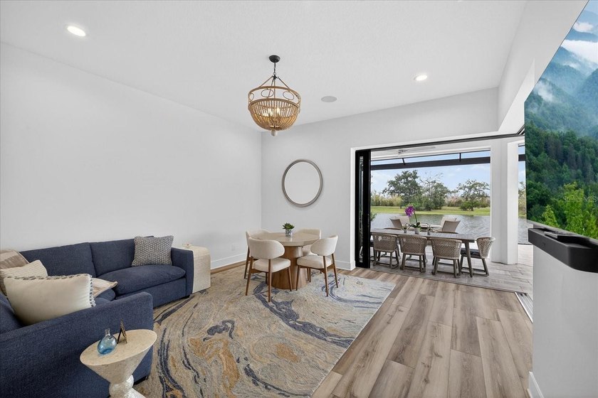 Considering building a custom home or working with a luxury - photo 33