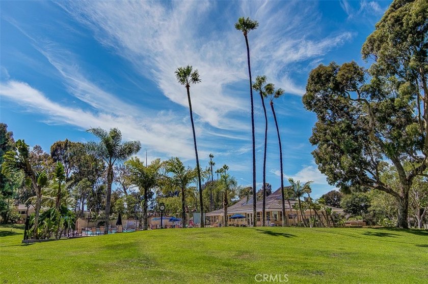 CONTACT LISTING AGENT DIANA! **HIGHLY DESIRABLE *BEACHWALK* - photo 51