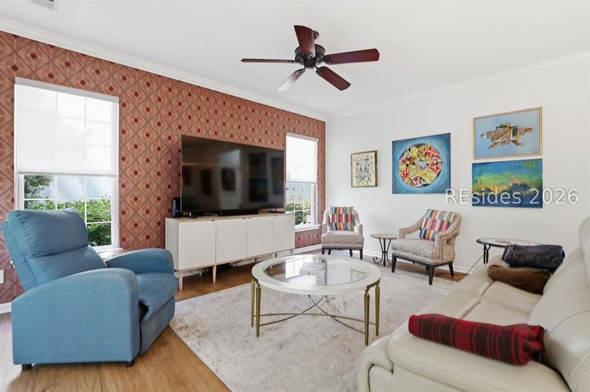Desirable Wren Villa in the sought after Sun City Community with - photo 4
