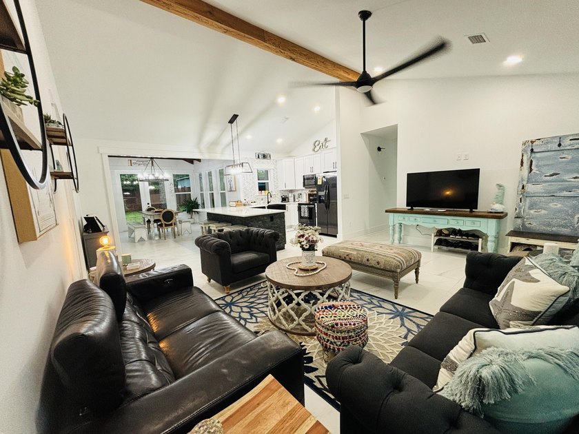 Discover the perfect blend of coastal charm and modern luxury at - photo 3
