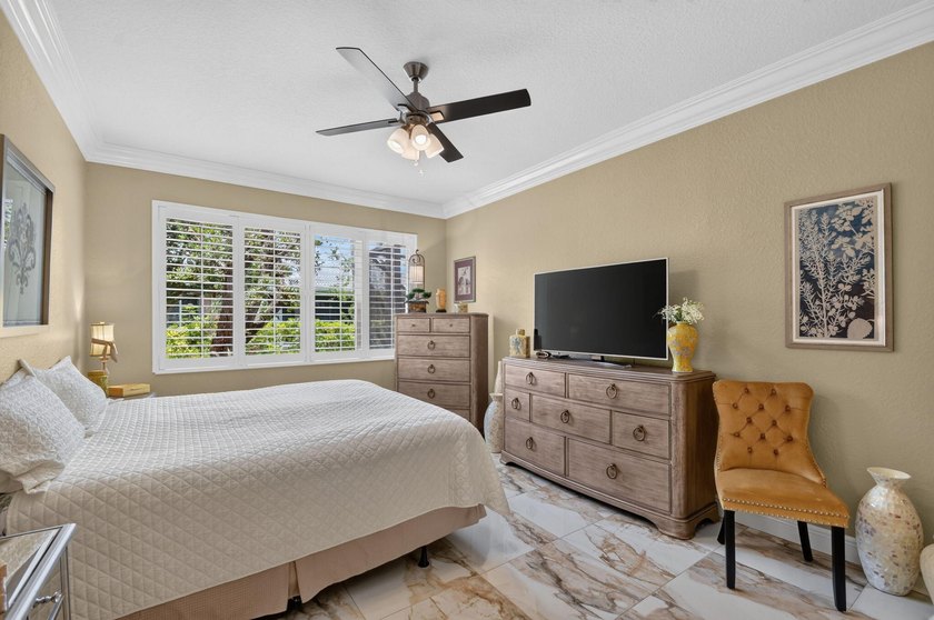 Welcome to 9575 Sandpiper Shores Way in the sought-after - photo 34
