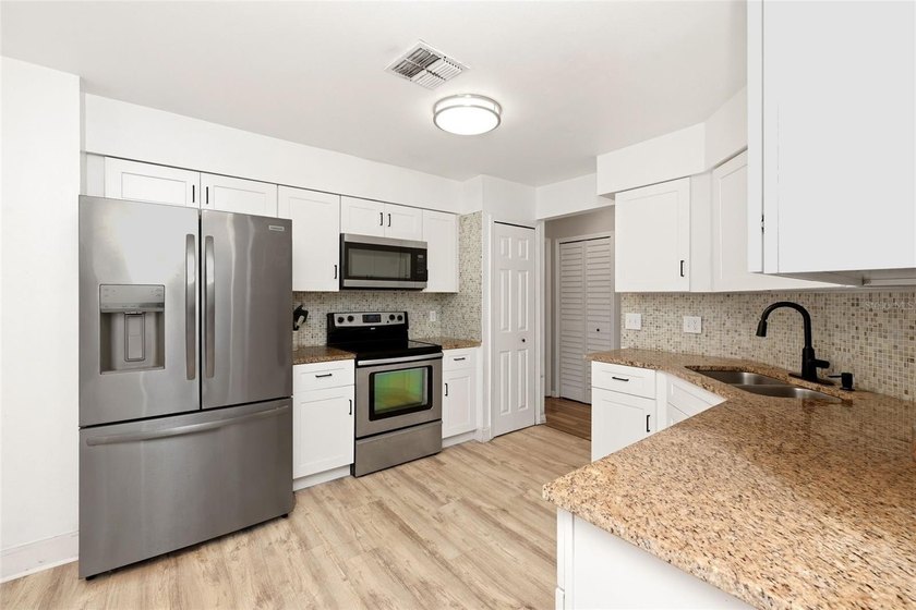 Nestled in the heart of booming Clermont on an expansive - photo 4
