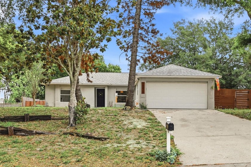 Nestled in the heart of booming Clermont on an expansive - photo 7