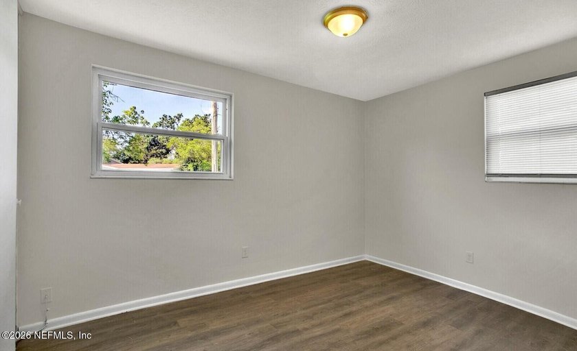 Great opportunity! Get ready to call this newly updated 4 - photo 11