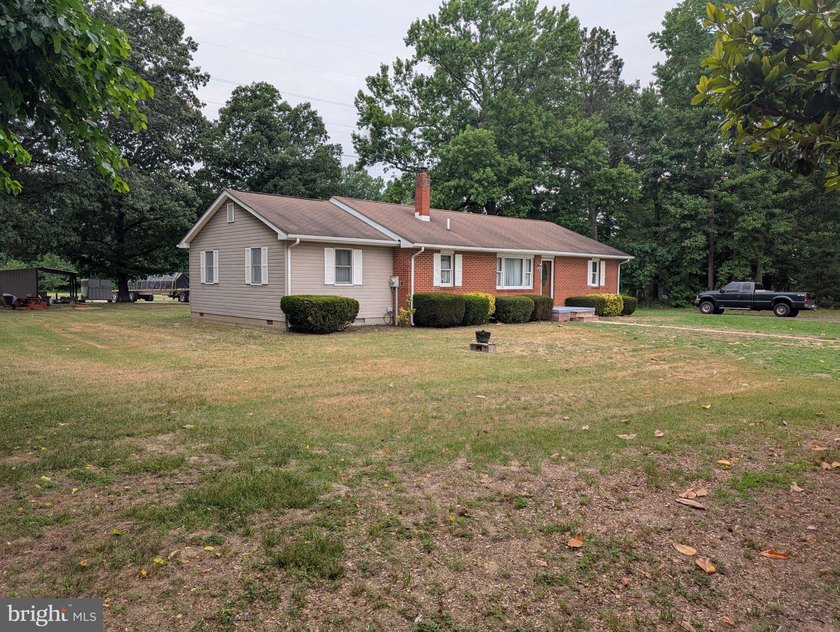 4 bedroom 2 bath rancher on 3.6 spacious acres on the headwaters - photo 2