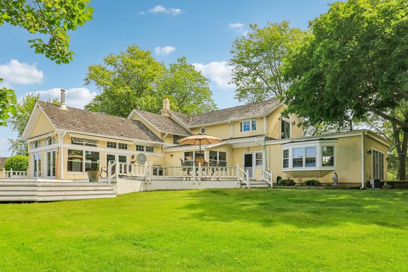Come experience your everyday vacation home with this beautiful - photo 21