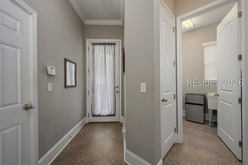 Location, ambiance and serenity where effortless Lowcountry - photo 10