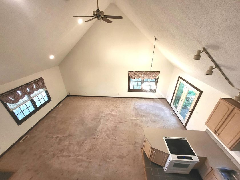 Cabin vibes, wooded views, extra lot, under $300,000.00. Located - photo 4
