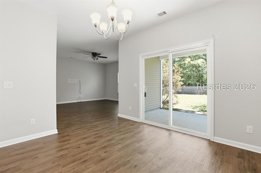 Welcome to 7 Wolf Creek Cove, a beautifully maintained home - photo 9