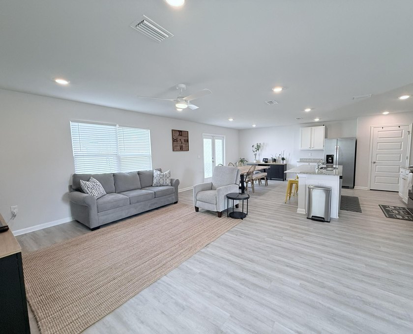 Move-In Ready Home in Panama City, FL - Welcome to 6574 Atkins - photo 5
