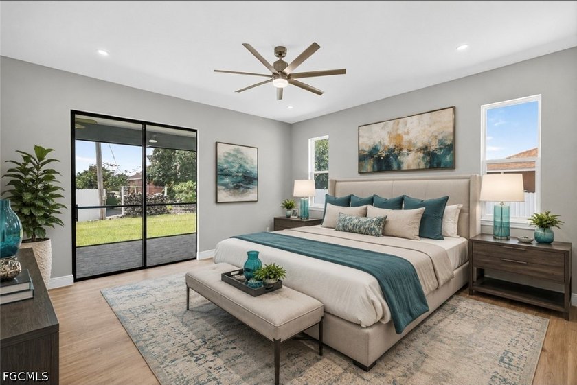 NEVER LIVED IN-NO FLOOD ZONE-OVERSIZED GARAGE-HIGH-END - photo 22