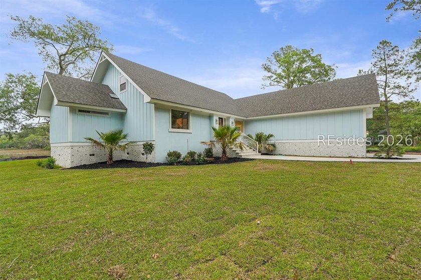 Welcome to 6 Wild Turkey Run, a stunning Lowcountry home - photo 6