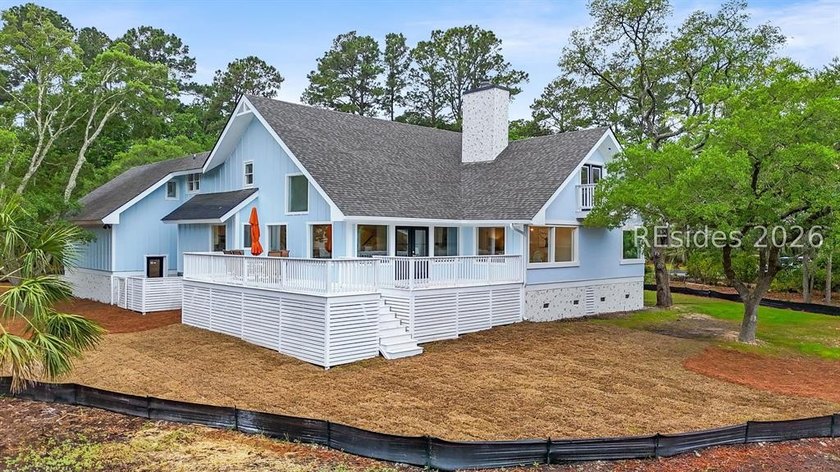Welcome to 6 Wild Turkey Run, a stunning Lowcountry home - photo 7