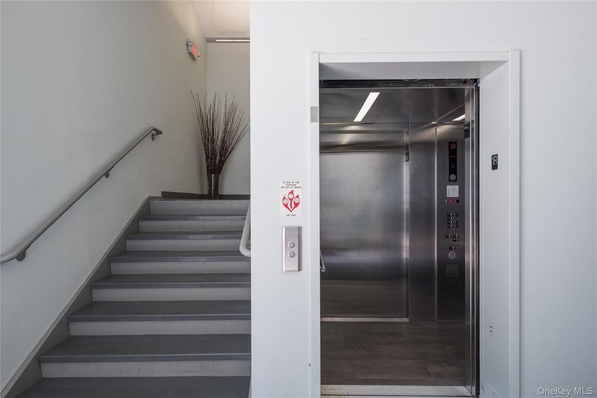 Premier commercial building located in the heart of vibrant - photo 5