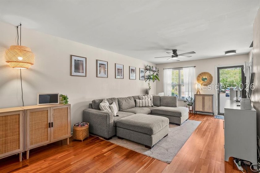 Welcome to 115 Bella Way in the centrally located Azalea Square - photo 5