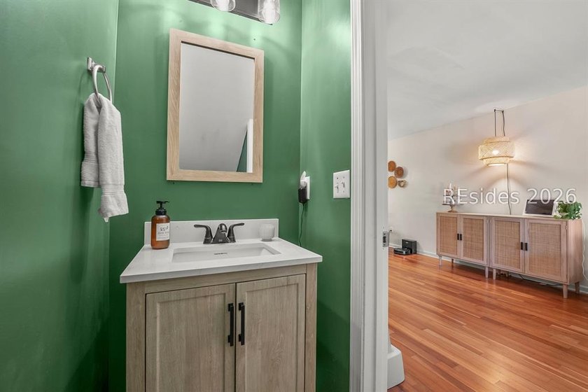 Welcome to 115 Bella Way in the centrally located Azalea Square - photo 7