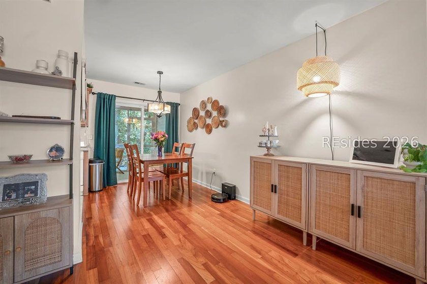 Welcome to 115 Bella Way in the centrally located Azalea Square - photo 8